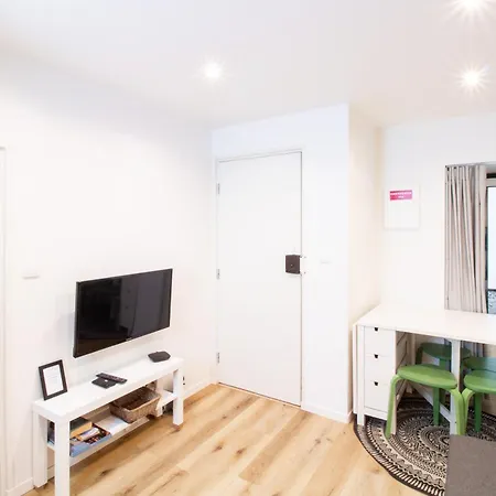 アパート Madalena Ground Floor - Comfortable In Baixa リスボン